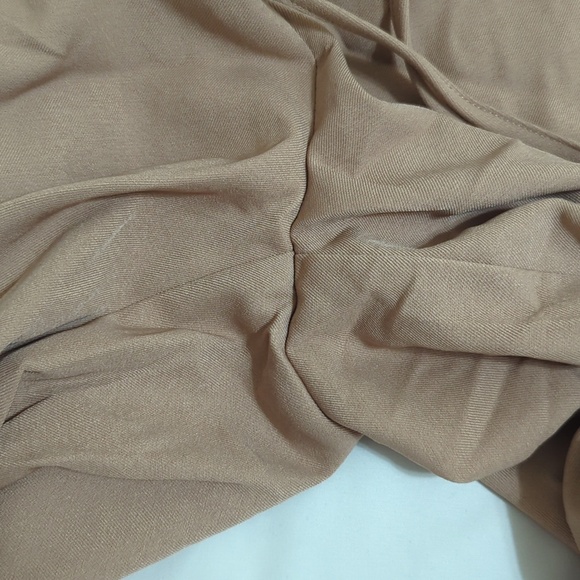 NWT Cupshe Elastic Waist Wide Leg Cargo Pants, Color Tan Size S - Picture 11 of 16